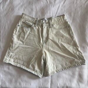 Light Wash/Cream Denim Shorts